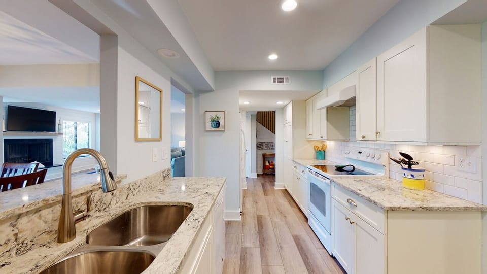 Large Kitchen