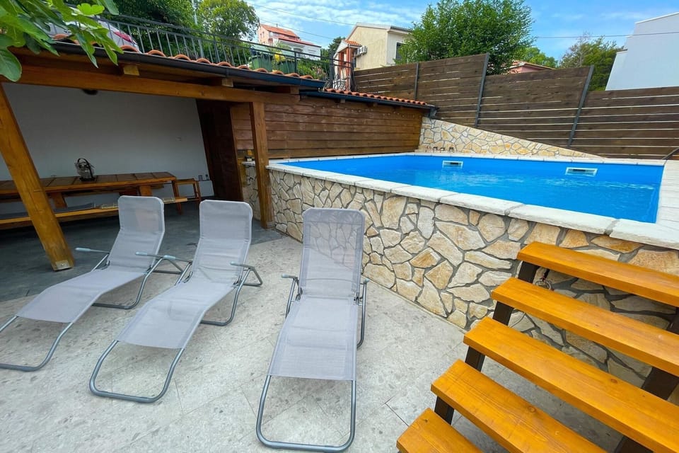 Holiday Home Swimming Pool