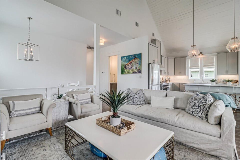 Main Living Room, 2nd Floor