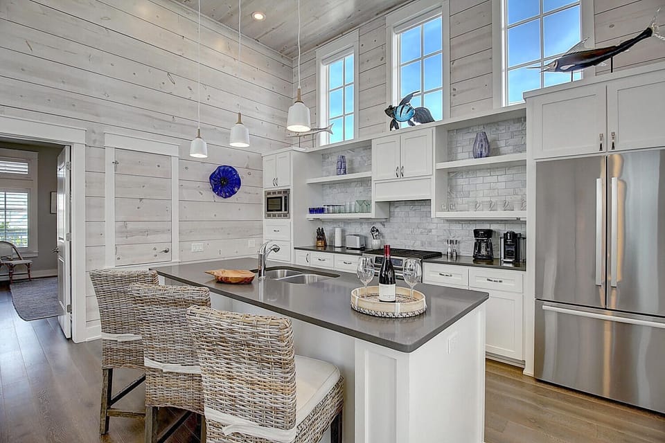 Kitchen, 2nd Floor