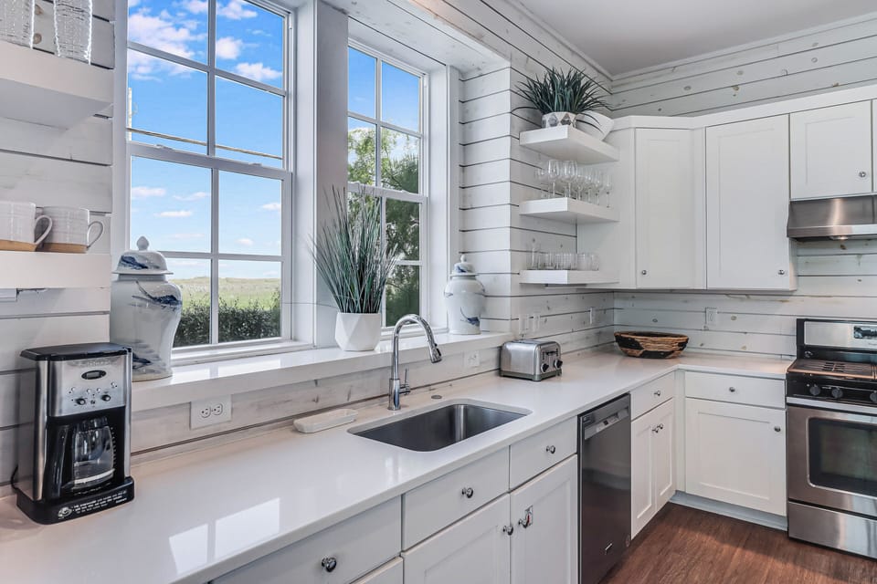 Kitchen, 1st Floor