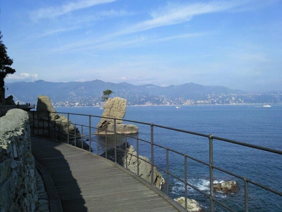 walk on the sea Santa / Paraggi