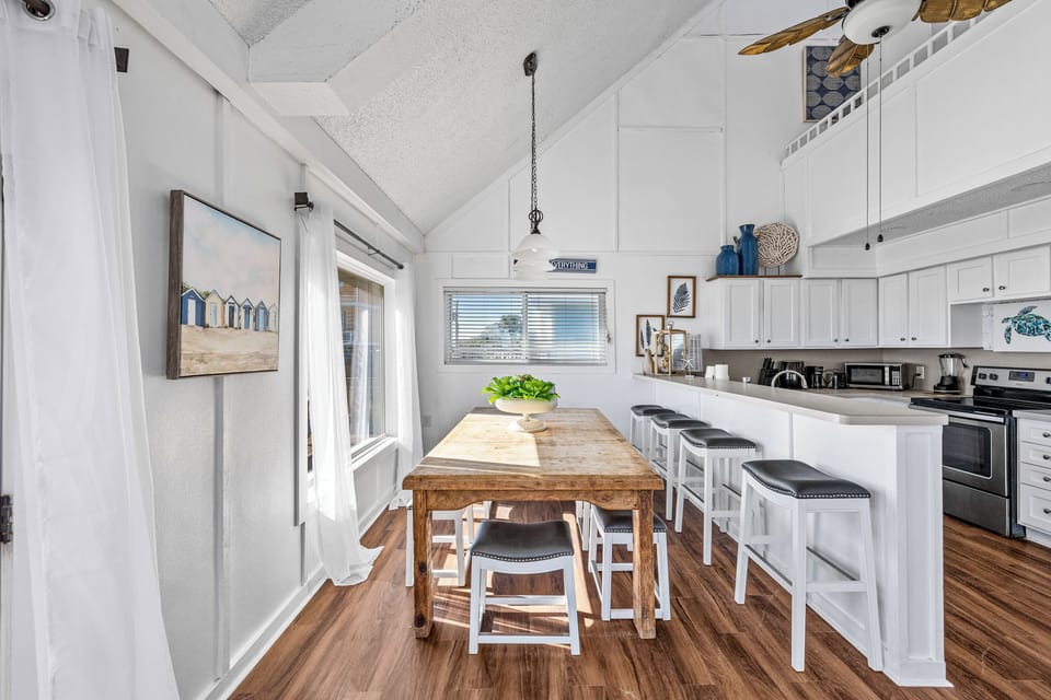 Dining Table | 1st Floor