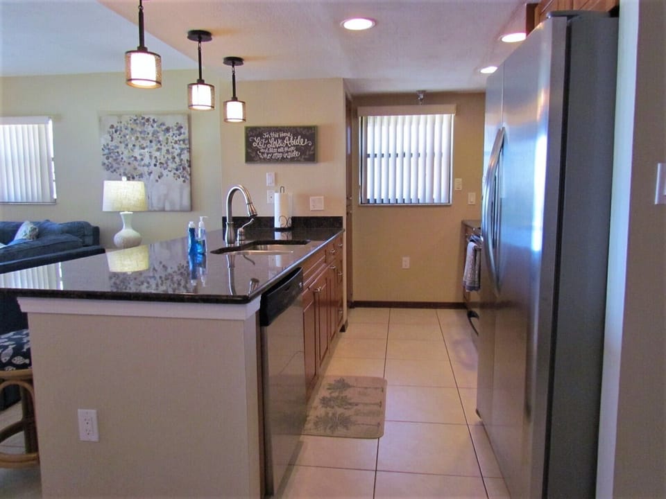 Beachfront and Updated Kitchen Overlooking Indian Shores Beach - Updated and Full Kitchen Open To The Living Room and Overlooking Indian Shores Beach!
