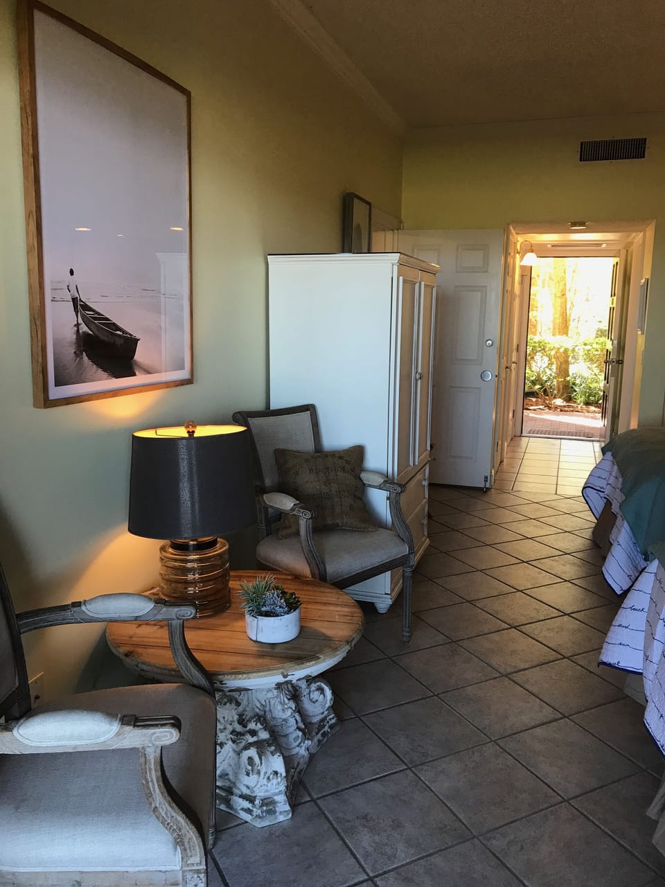 Additional private code entrance for Guest Bedroom
