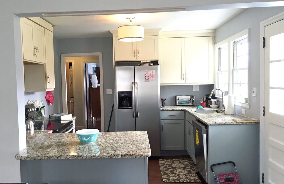 brand new kitchen! New appliances, granite countertops.