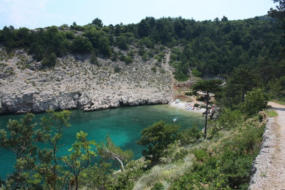 Nearby beaches