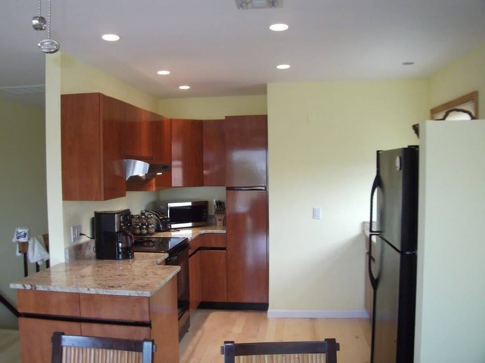 kitchen upper level