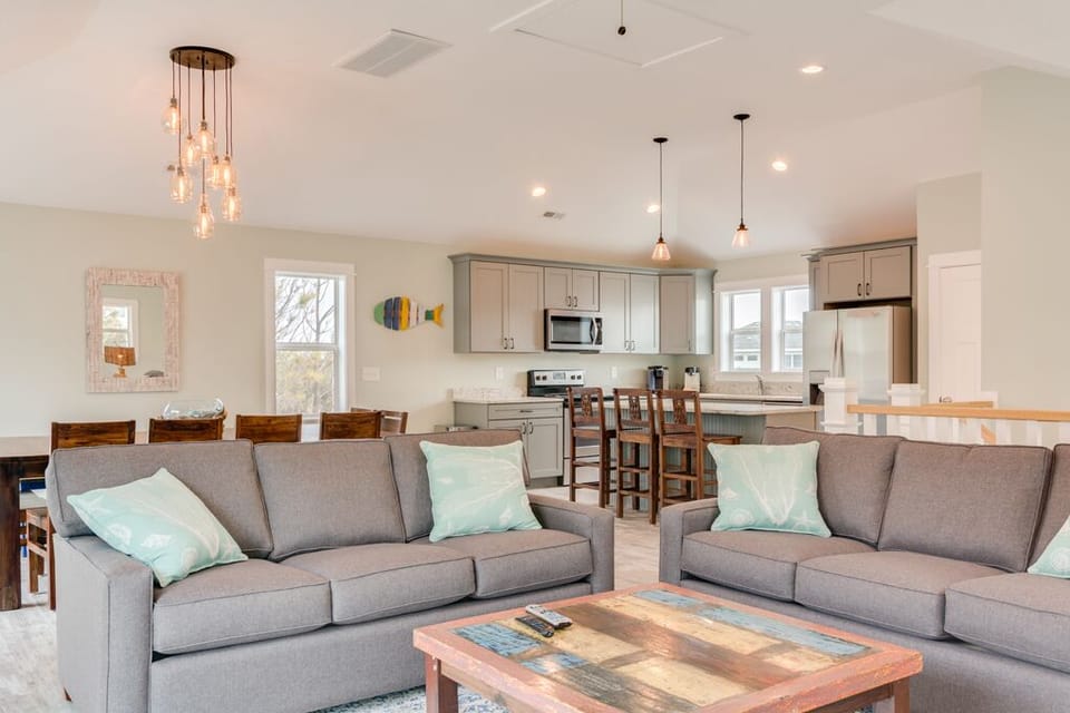 M848: Good To Be Back | Top Level Living