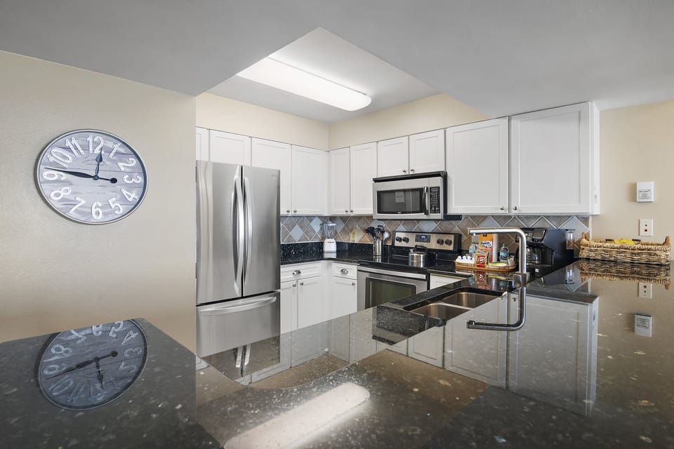 Full kitchen with stainless appliances