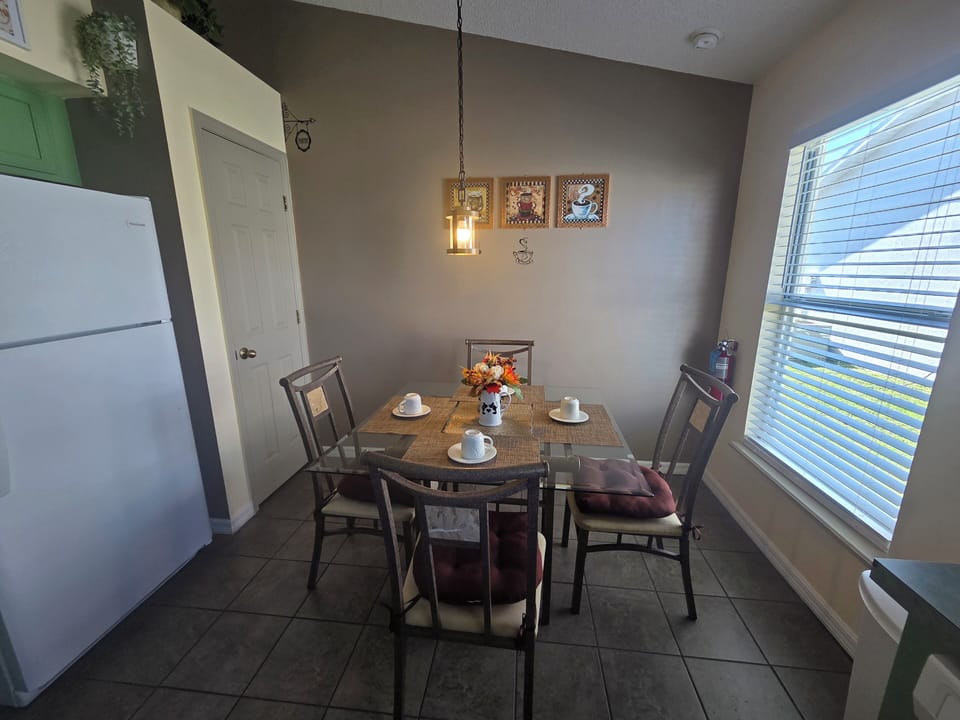 Breakfast Table