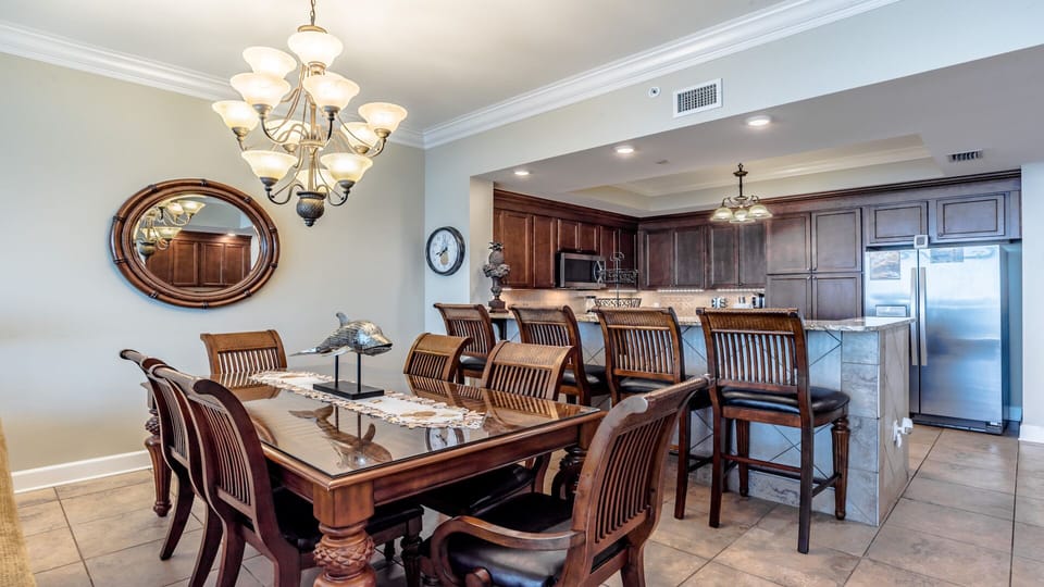 Phoenix Gulf Shores 2202 Dining