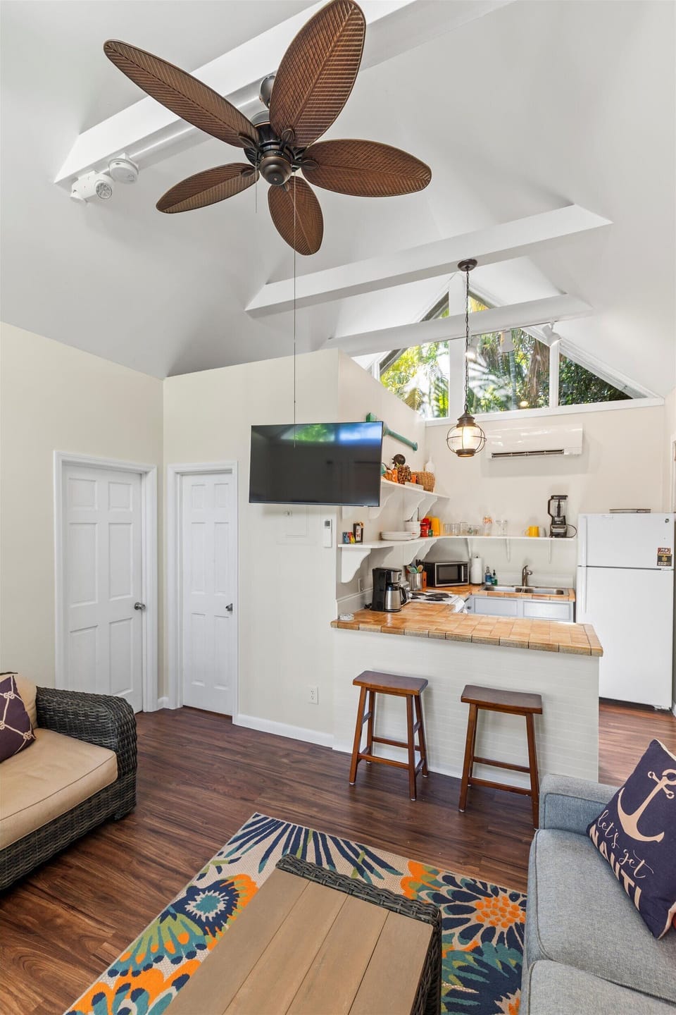 Living area into kitchen