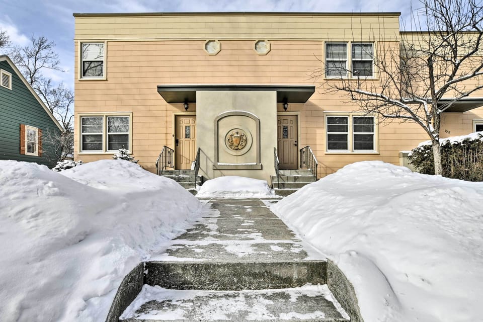 Front Entrance | Stairs Required