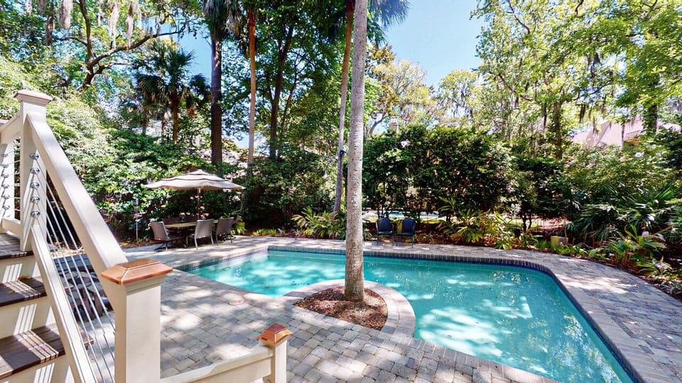 Private Pool
