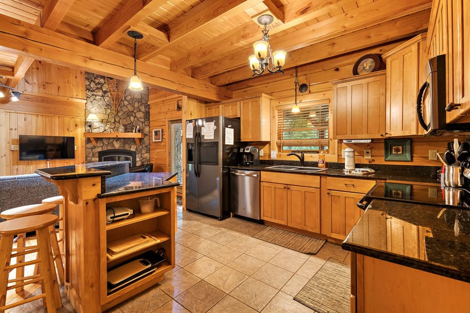 Enjoy Cooking While Gazing at the Beautiful Gas Logs