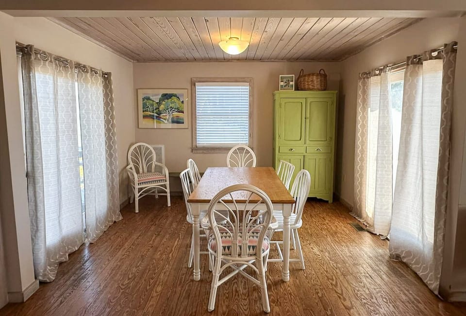 Dining Area, Second Floor