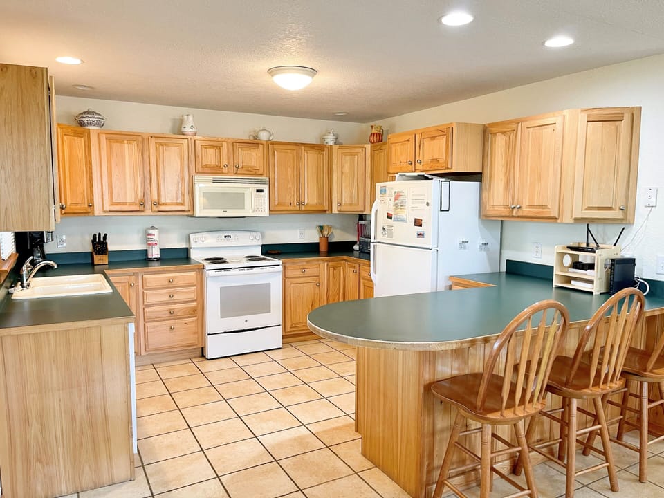 Kitchen, Deck Access, First Floor