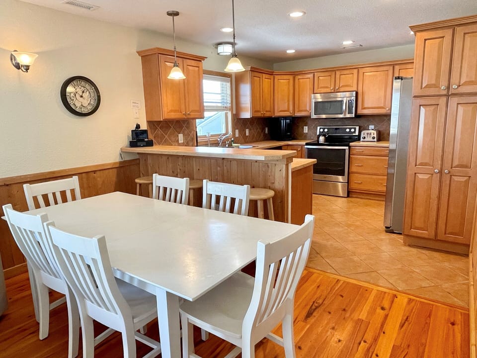 Dining and Kitchen