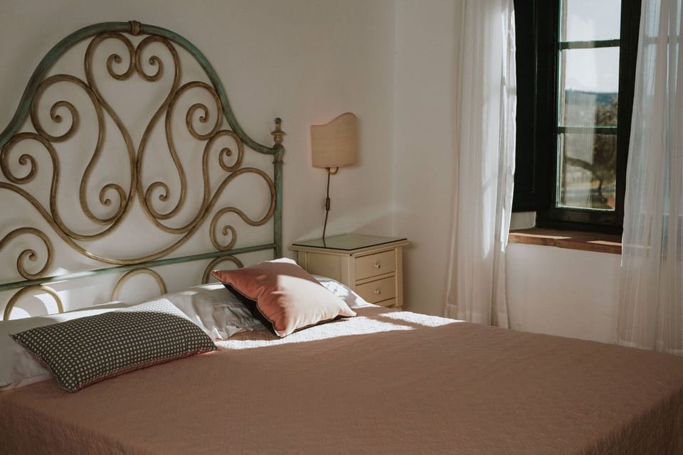 agriturismo-la-papessa-chianti-san-donato-farmhouse-rododendro-bedroom