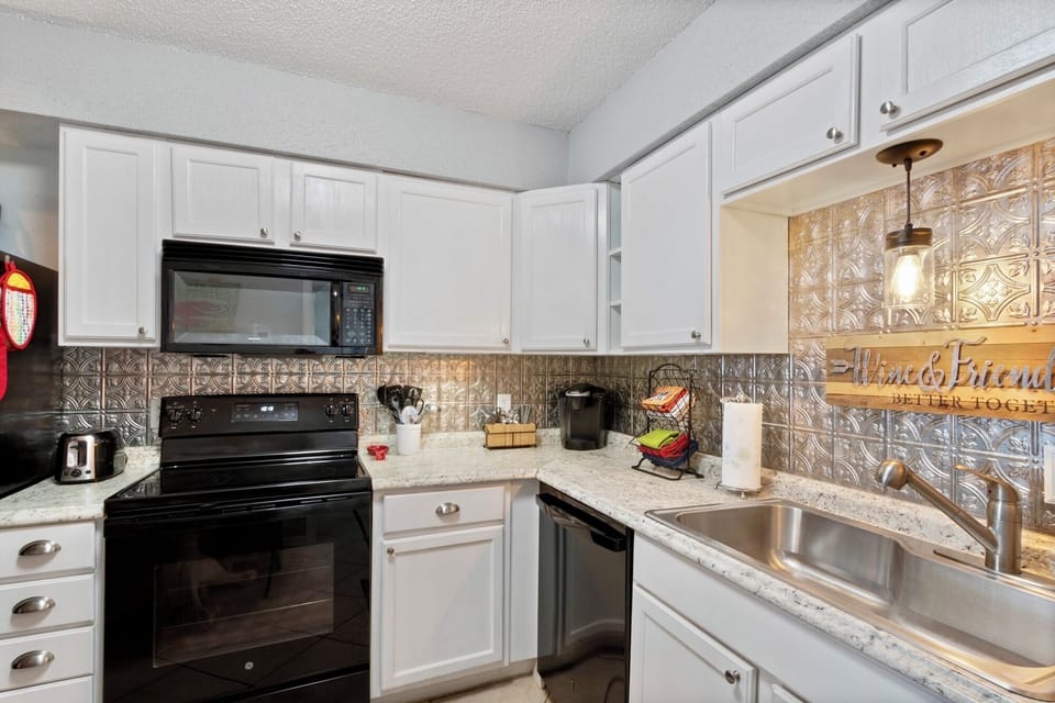 Eat In Kitchen-Fully stocked for all your cooking needs, Keurig coffee maker