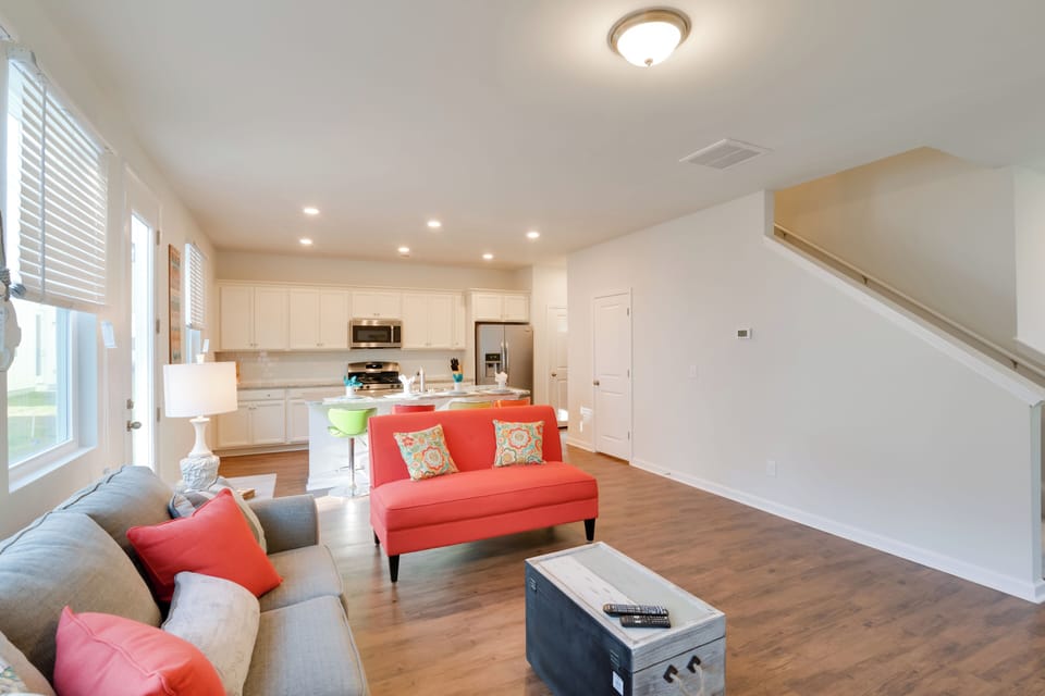 Living Room | Queen Sleeper Sofa | Smart TV