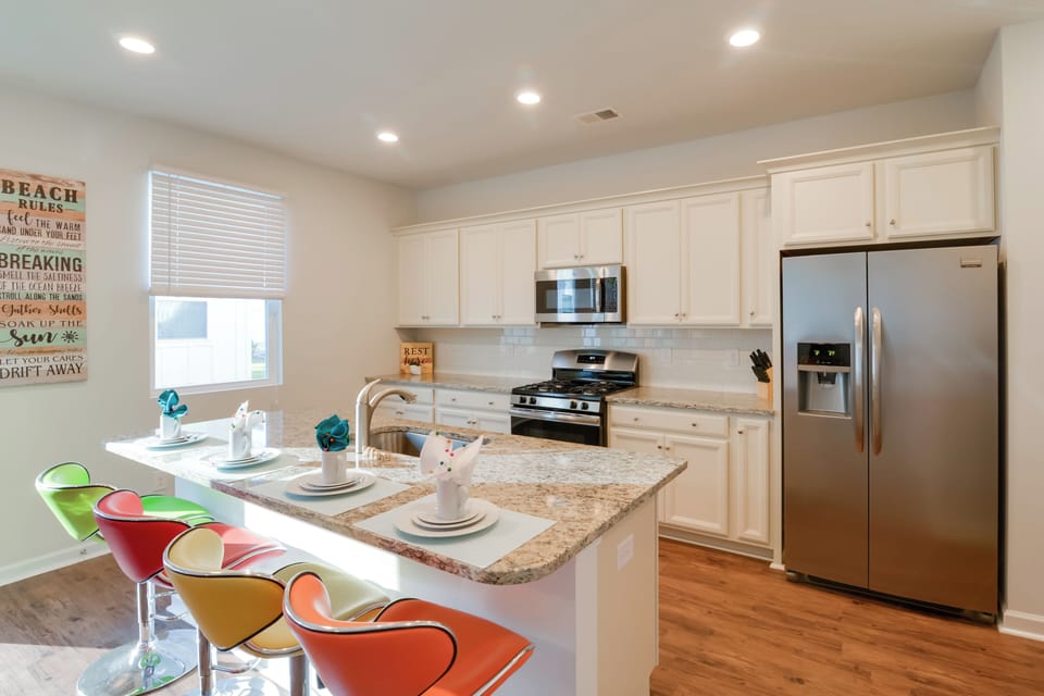 Kitchen | Bar Seating | Cooking Basics