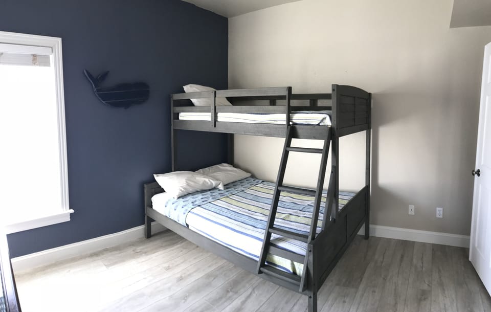 Lower Level Twin over Full Bunk Room