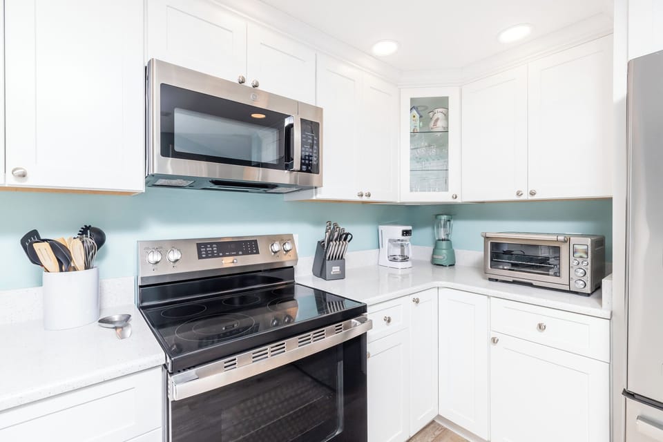 Range, microwave and toaster oven