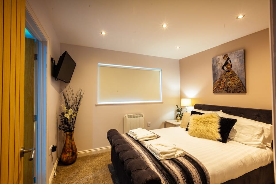 Master Bedroomn
