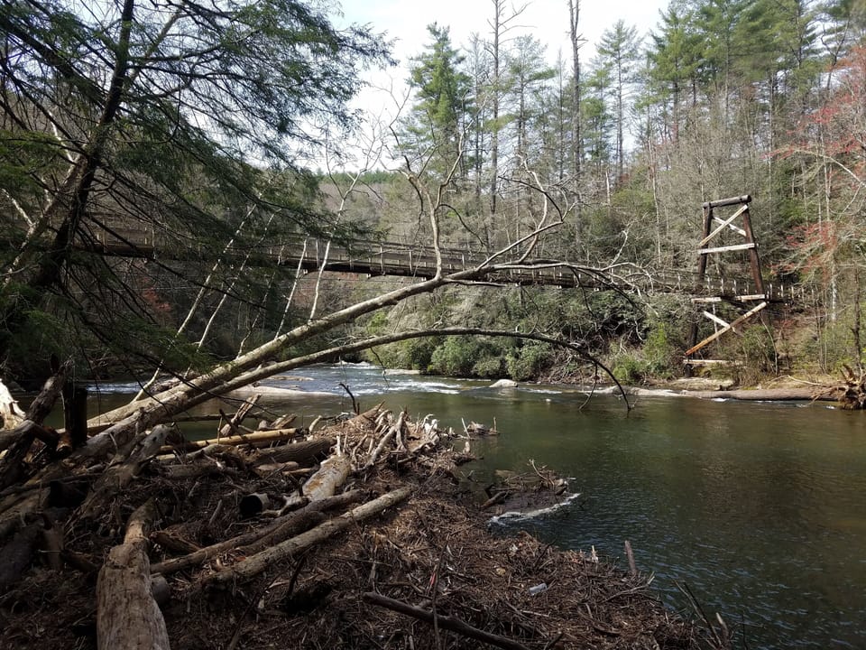 Hike to the Toccoa Swinging Bridge