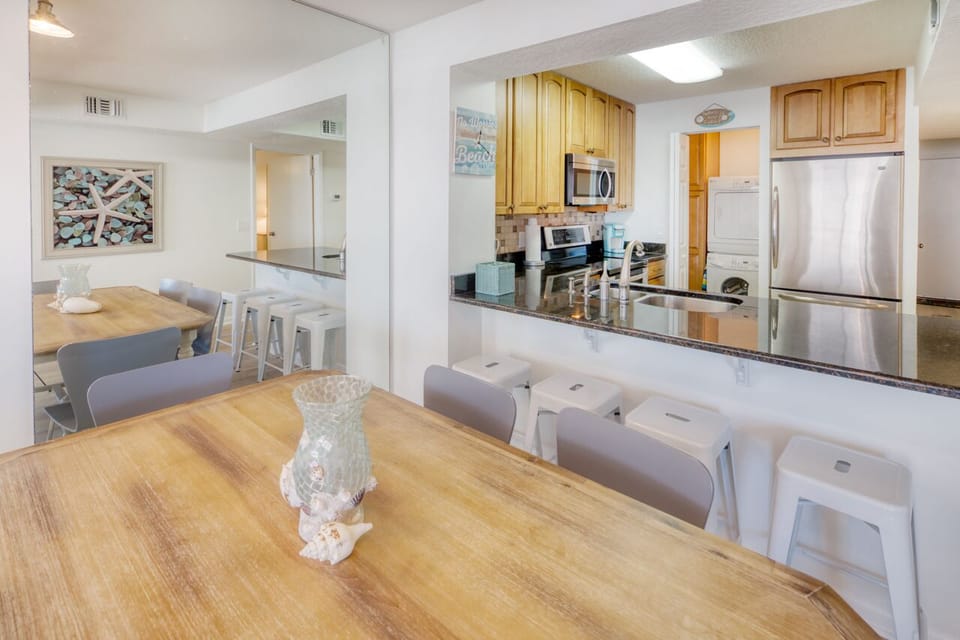 Dining Room - Bring the entire family together to dine for any meal at this inviting dining room table.