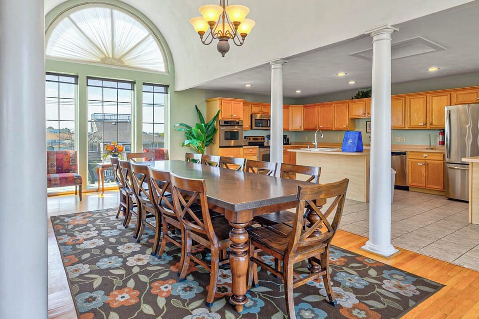 Top-Level Dining Room with Table (seats 12)