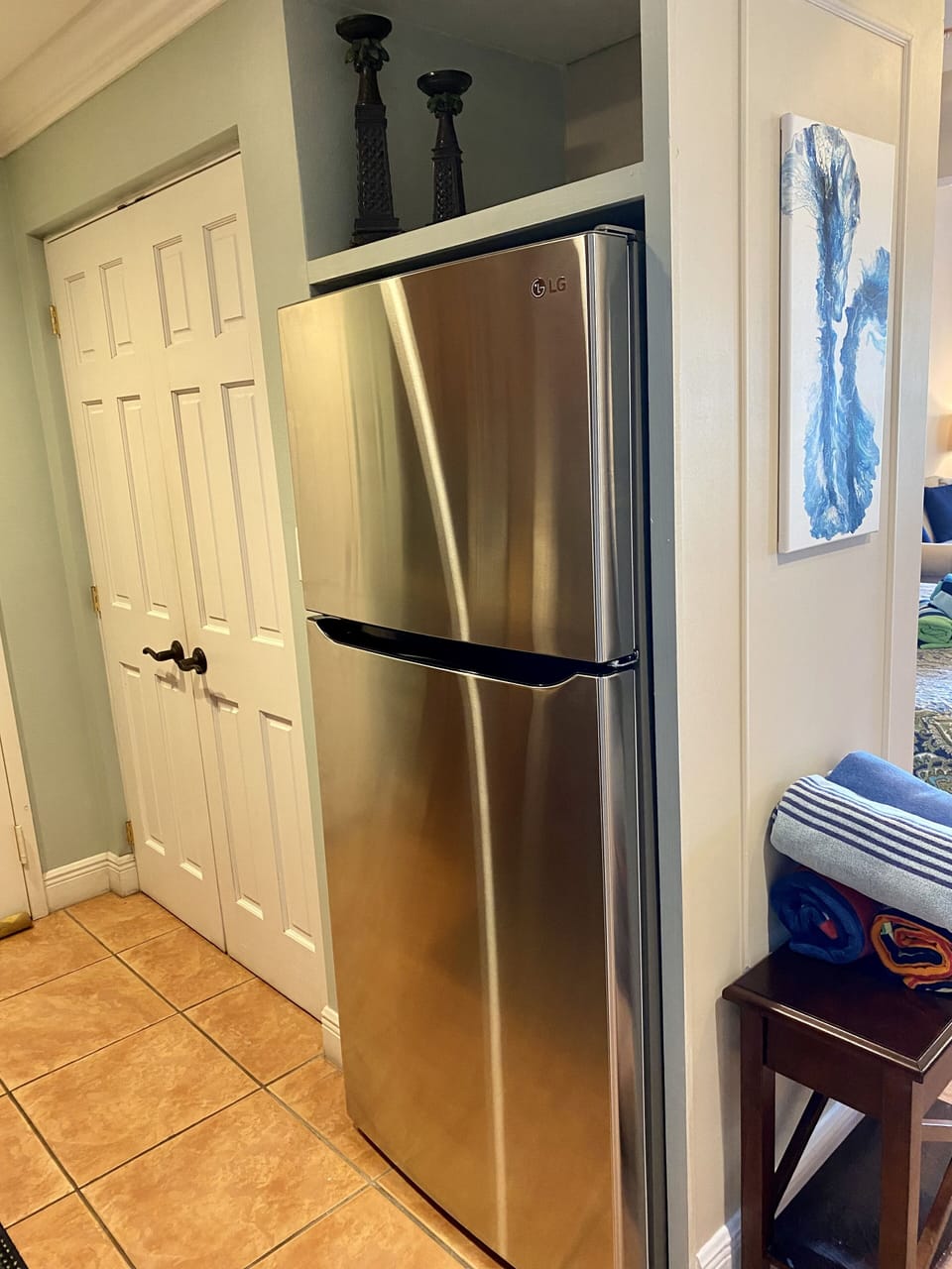 Full size refrigerator