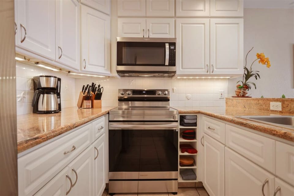 Kitchen with upgraded appliances