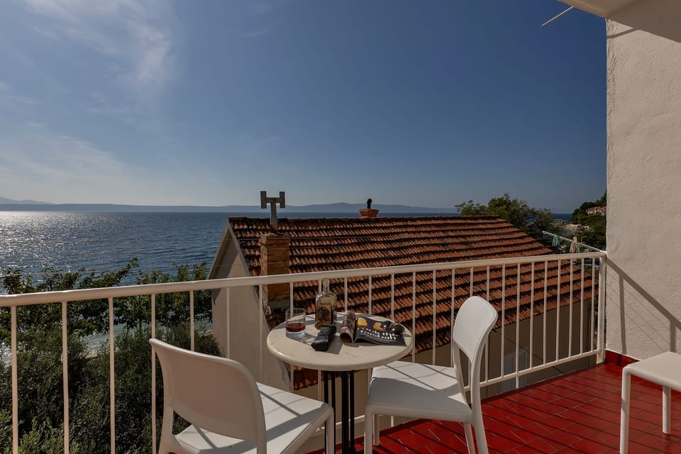 Balcony 2