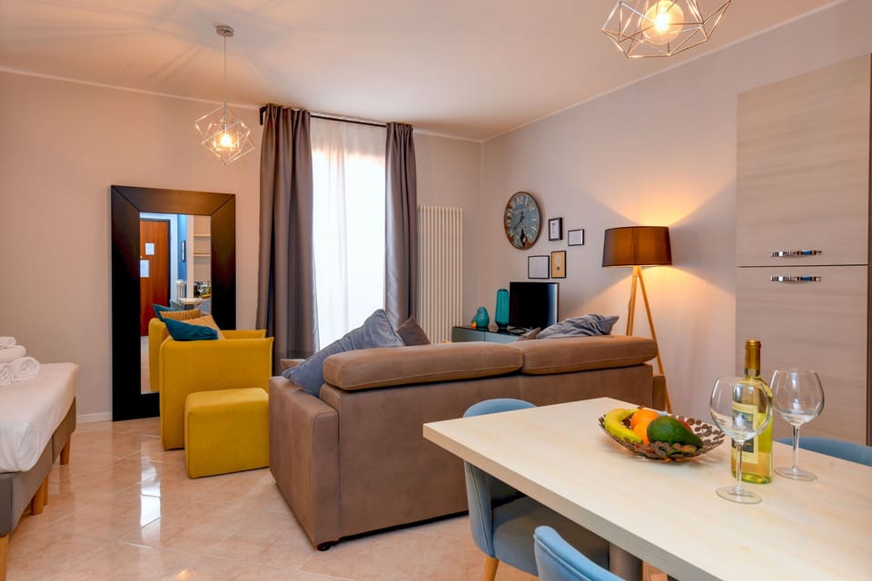 Large living room with Smart TV and  sofa