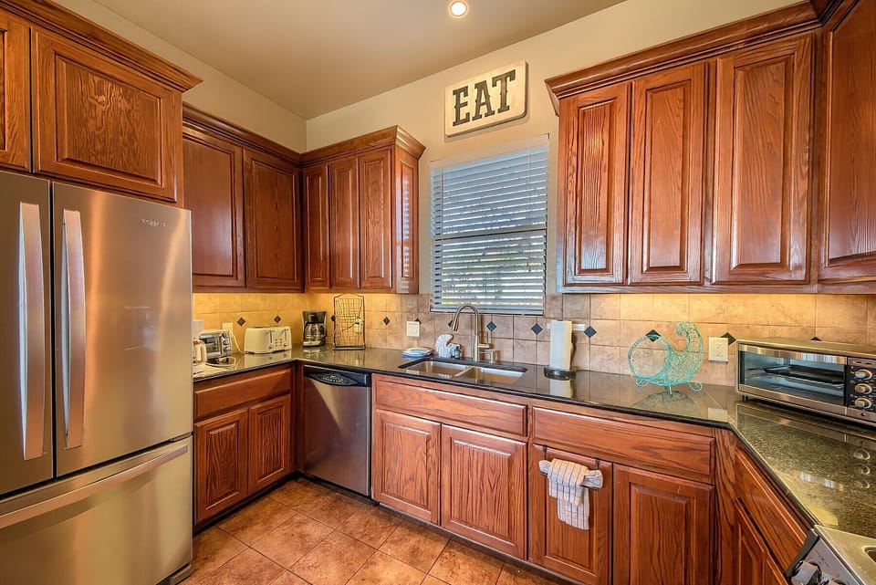 Fully equipped kitchen