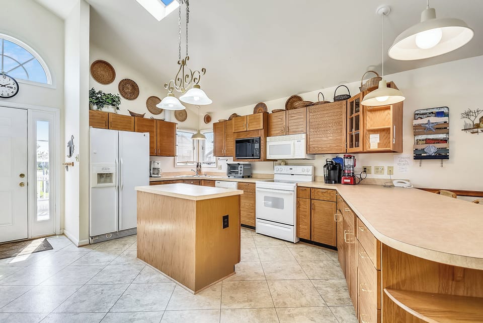 Main Level,Kitchen,