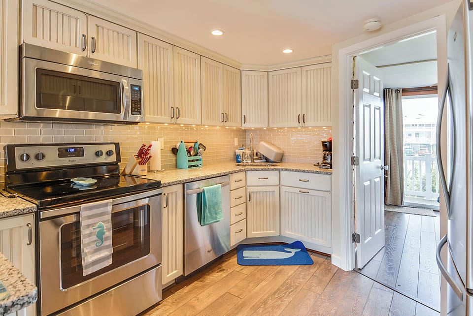 Main Level,Kitchen,
