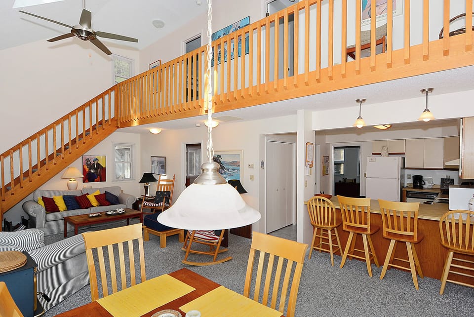Main Level,Dining Area,