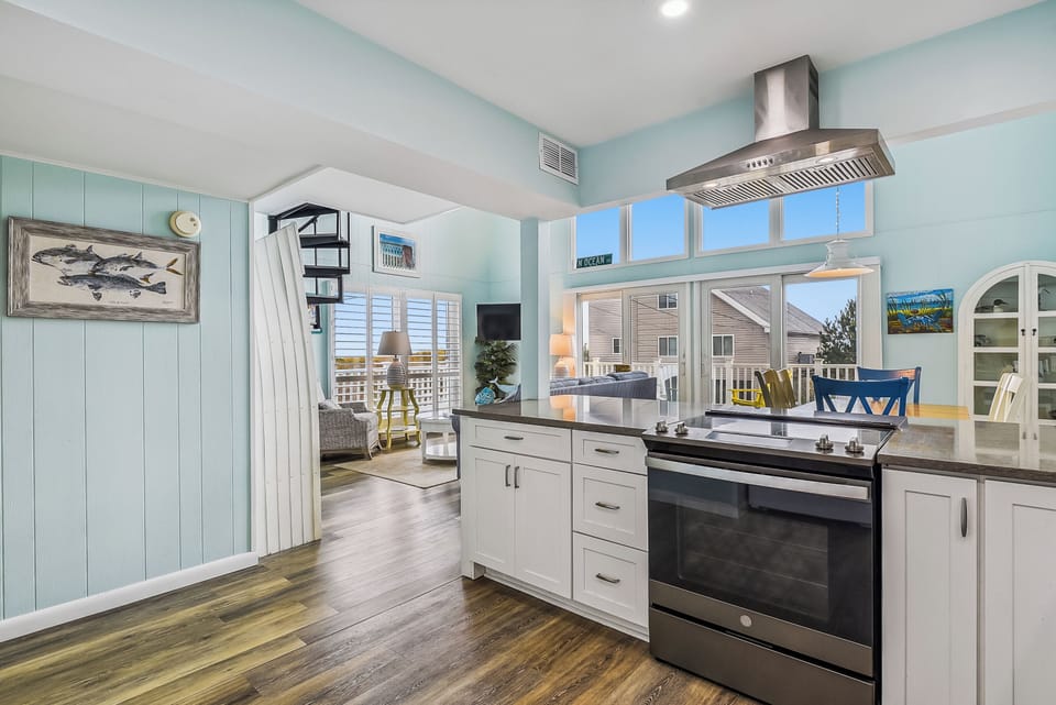 Main Level,Kitchen,