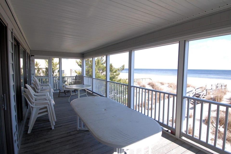 Upper/Main Level,Screened Porch,