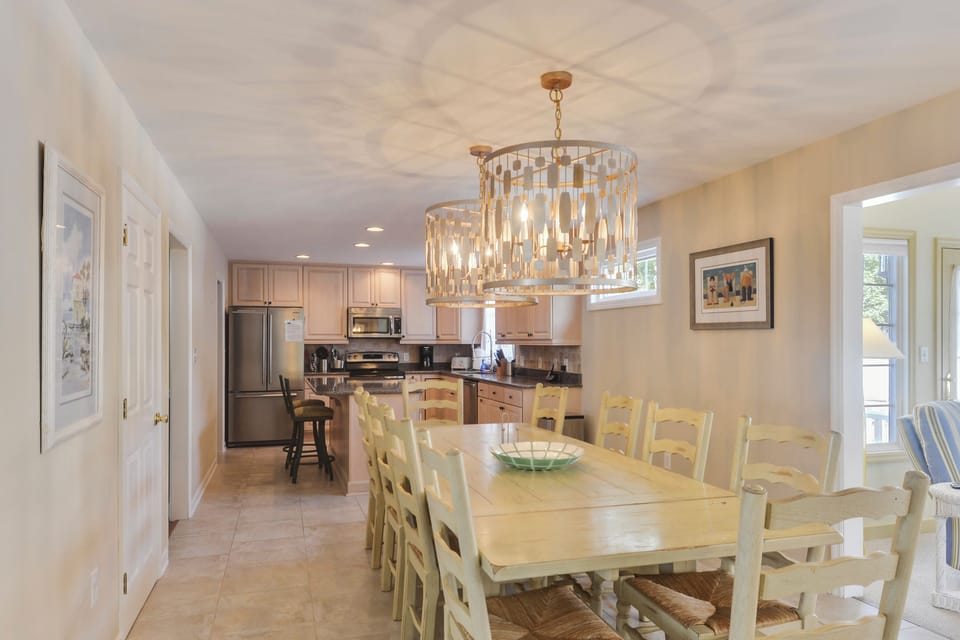 Main Level,Dining Area,