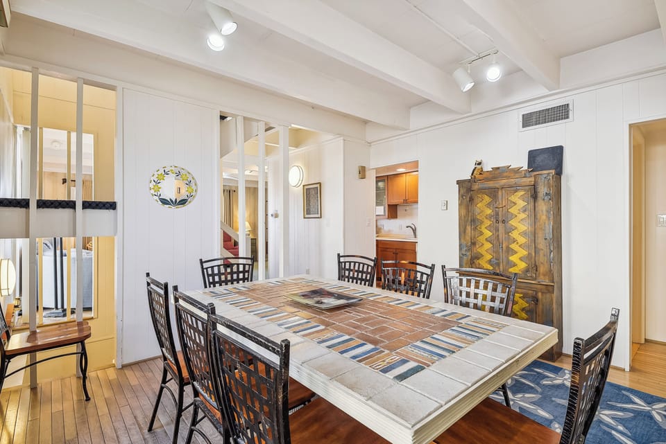 Main Level,Dining Room,