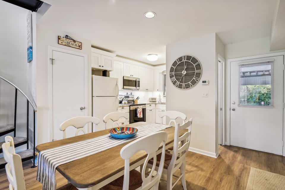 Main Level,Dining Room,