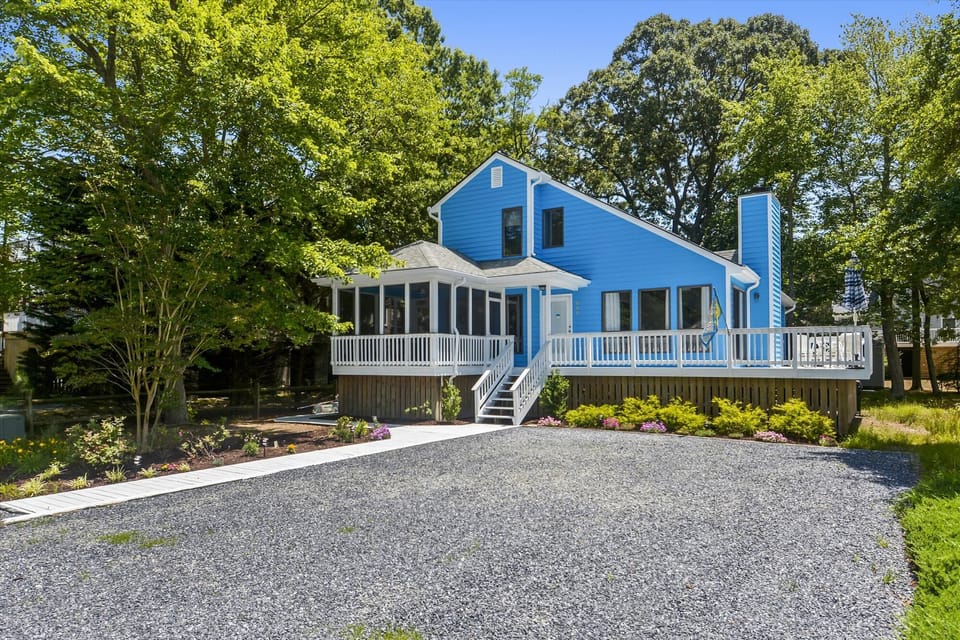 Exterior,Beach Happy,