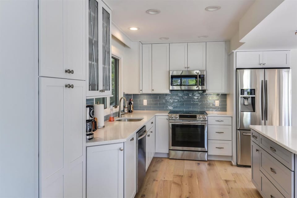 Main Level,Kitchen,