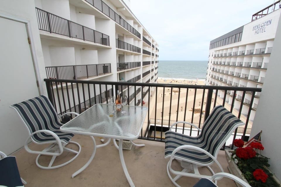 ,Balcony,