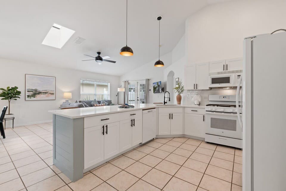 1623OakHillTr-13